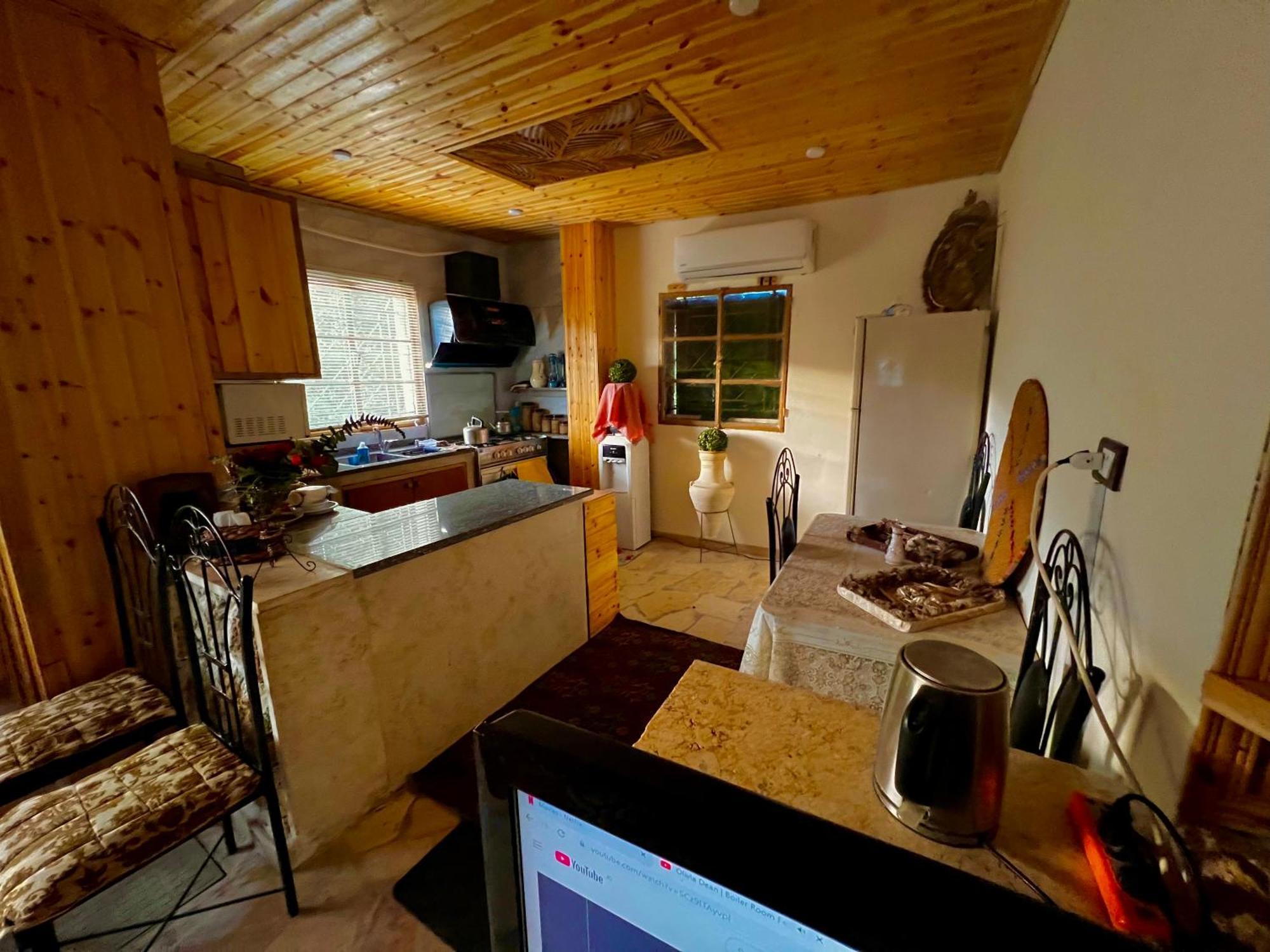 Oak Farm مزرعة الملّول Guest House Ajloun Exterior photo